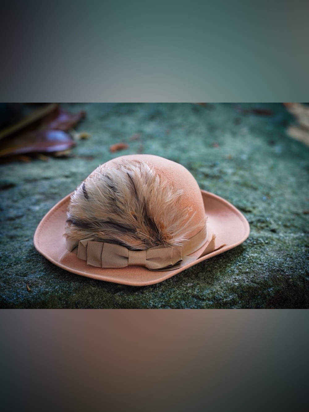 VTG Geo W. Bollman 100% Wool Cloche Hat - Tan Feather & Bow - USA